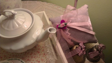 cuscinetto con fiocco